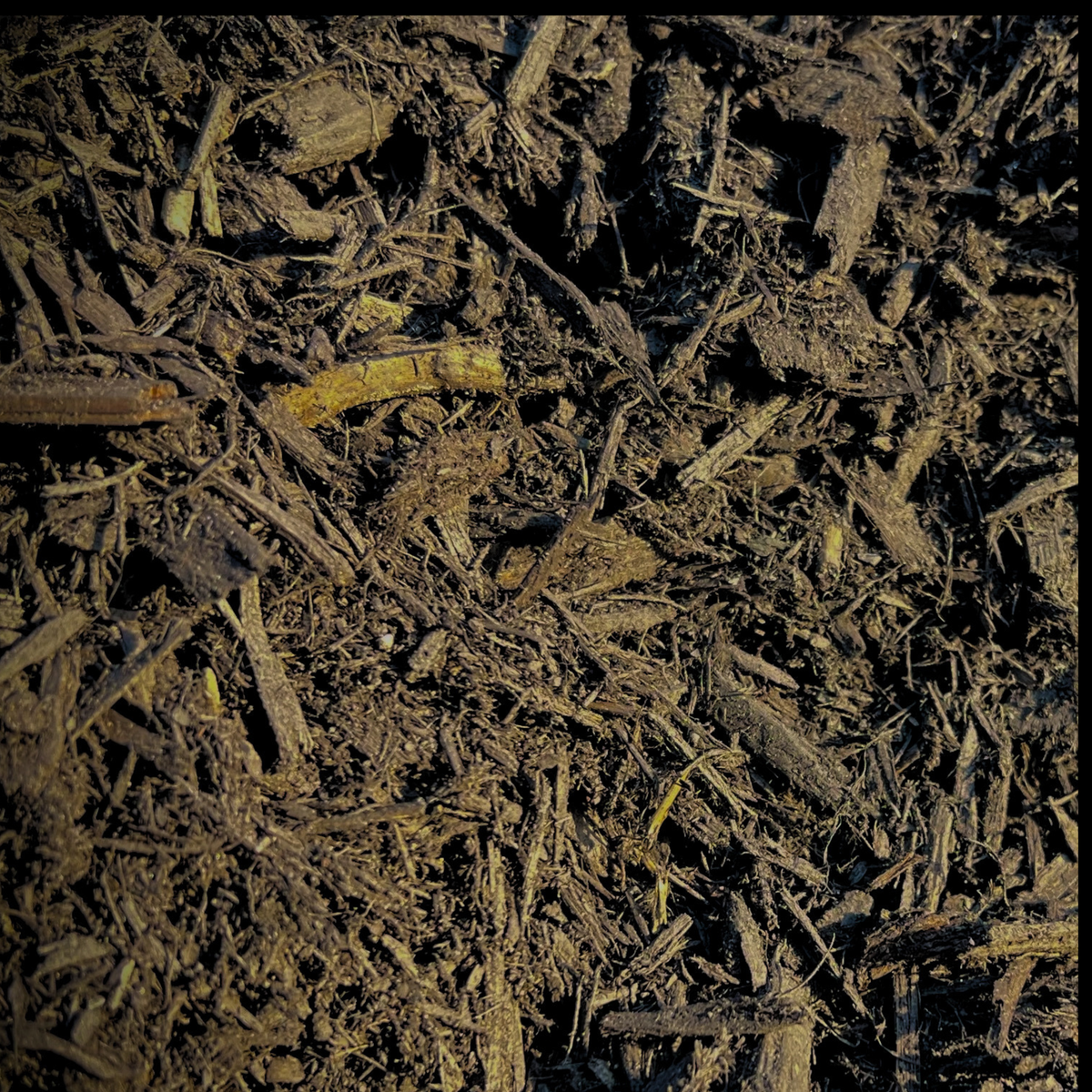 Premium Brown Mulch